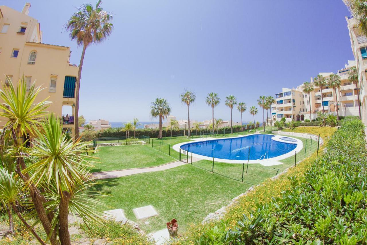 Casinomar Frente Al Mar Apartman Benalmádena Kültér fotó