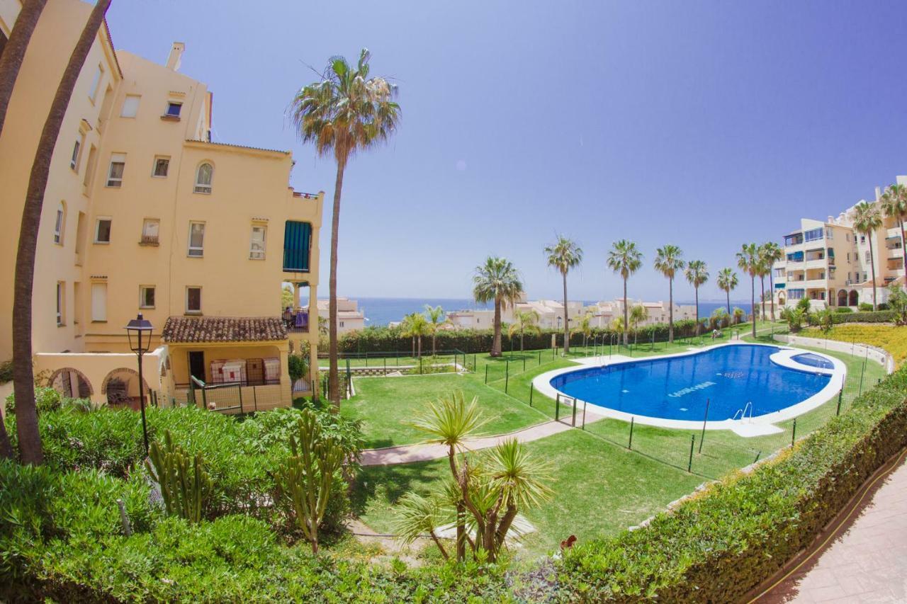 Casinomar Frente Al Mar Apartman Benalmádena Kültér fotó